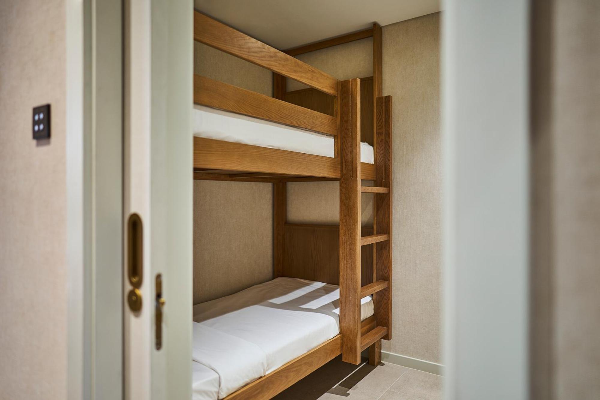 Erth Abu Dhabi Hotel מראה חיצוני תמונה